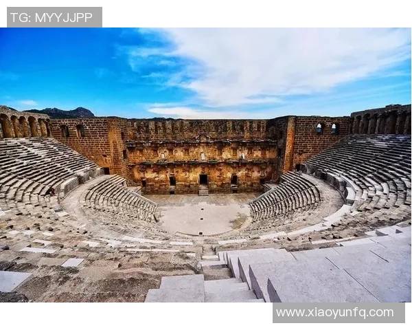 地中海足球明星的辉煌历程与传奇故事揭秘